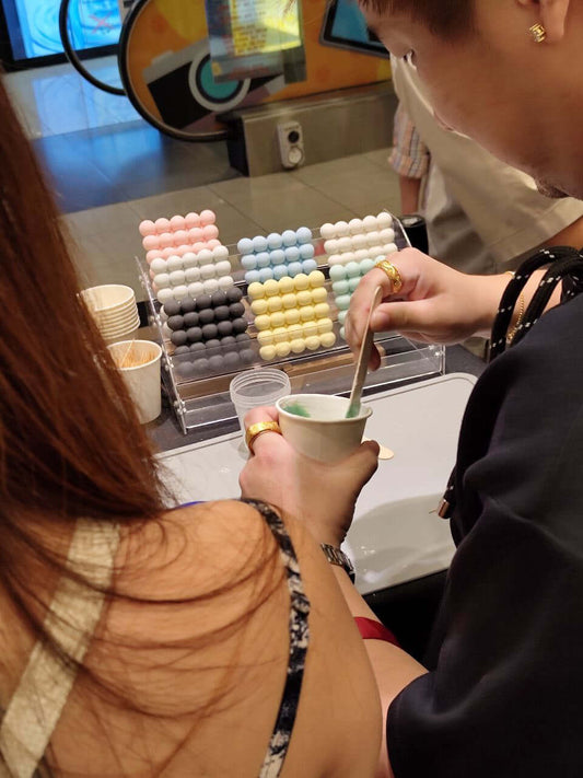 Celebrating Chow Tai Fook VIP Day: Crafting Jesmonite Jewelry Trays